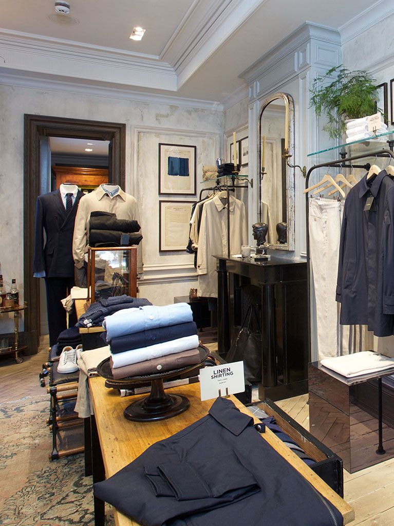 461364785luxury-retail6.jpg
